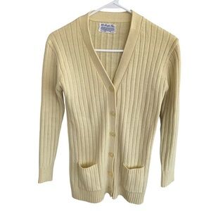 Vintage Classic Cardigan Sweater 60s 70s Front Pockets